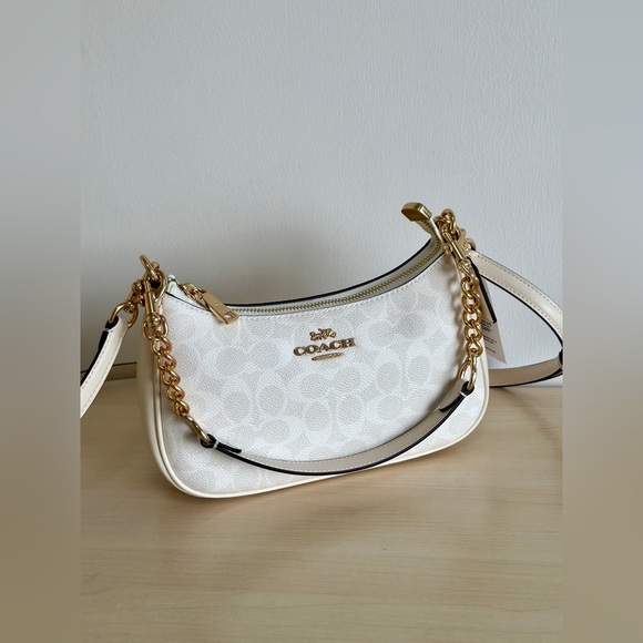 NWT coach Teri Shoulder Bag In Signature Canvas - Picture 4 of 9